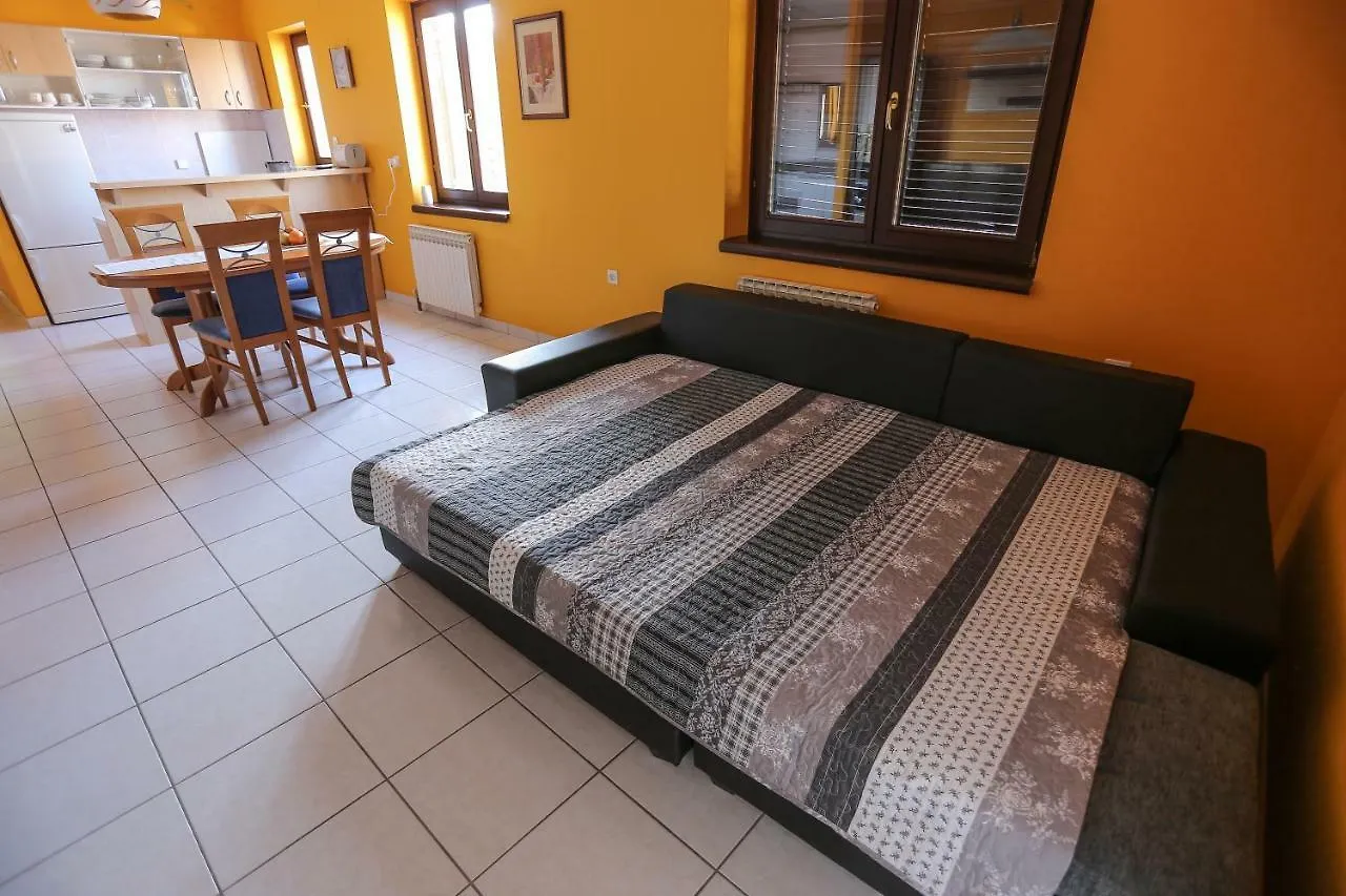 Apartment Sunny Place Pula