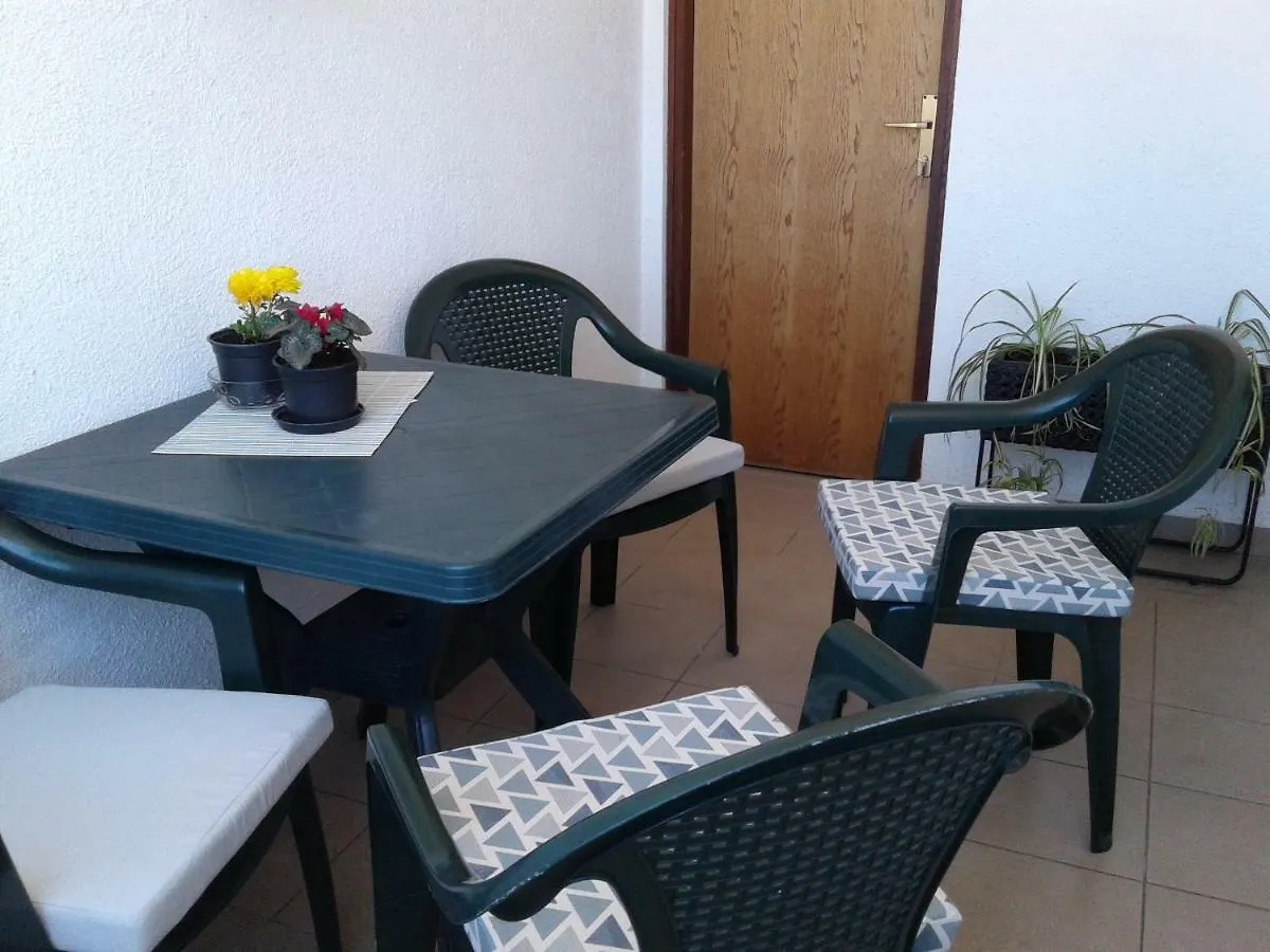 Apartment Sunny Place Pula